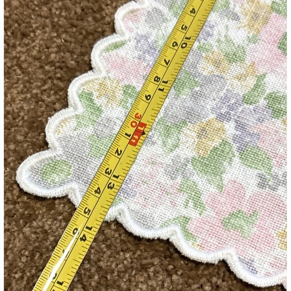 Cotton Linen table runner‎ Vintage Floral Made in Austria Flowers 38 x 13.5